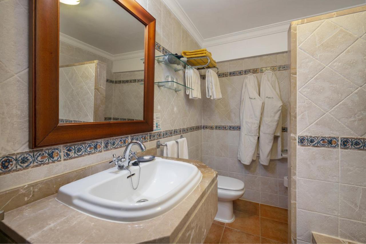 Monnaber Nou & Hotel 4*