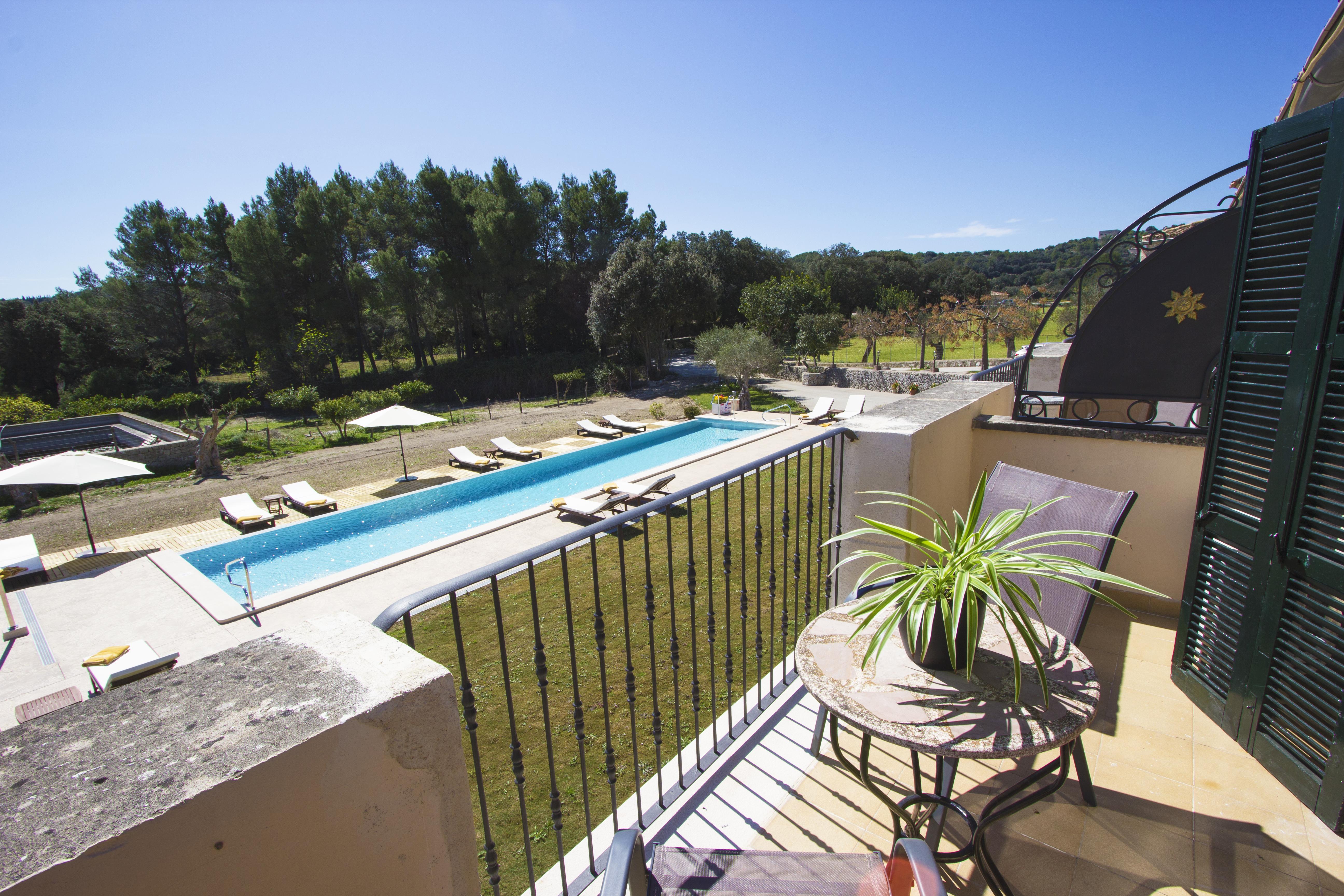 Monnaber Nou & Hotel Campanet