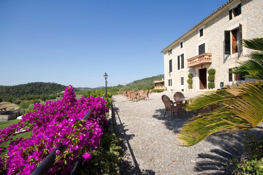 Monnaber Nou & Hotel 4*