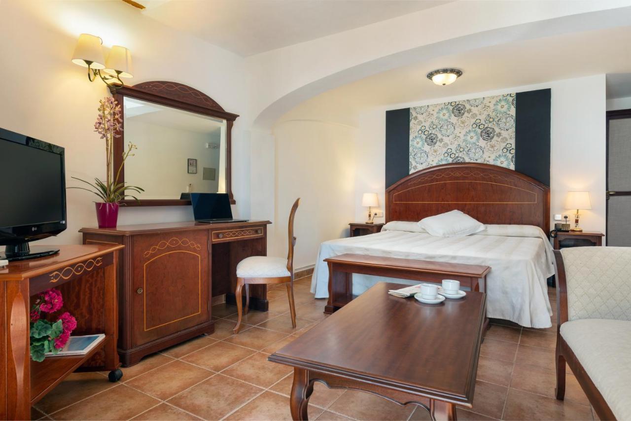 Monnaber Nou & Hotell Campanet