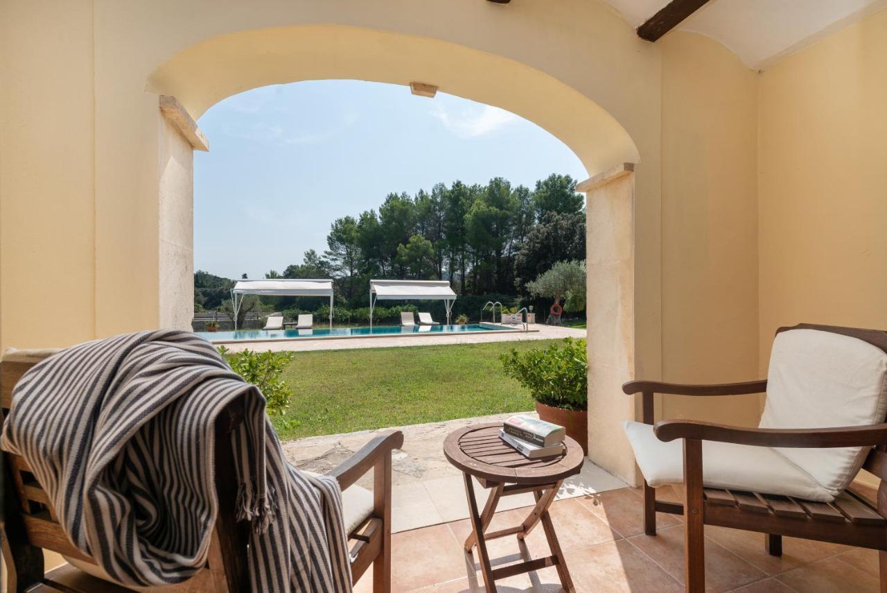 Monnaber Nou & Hotell
