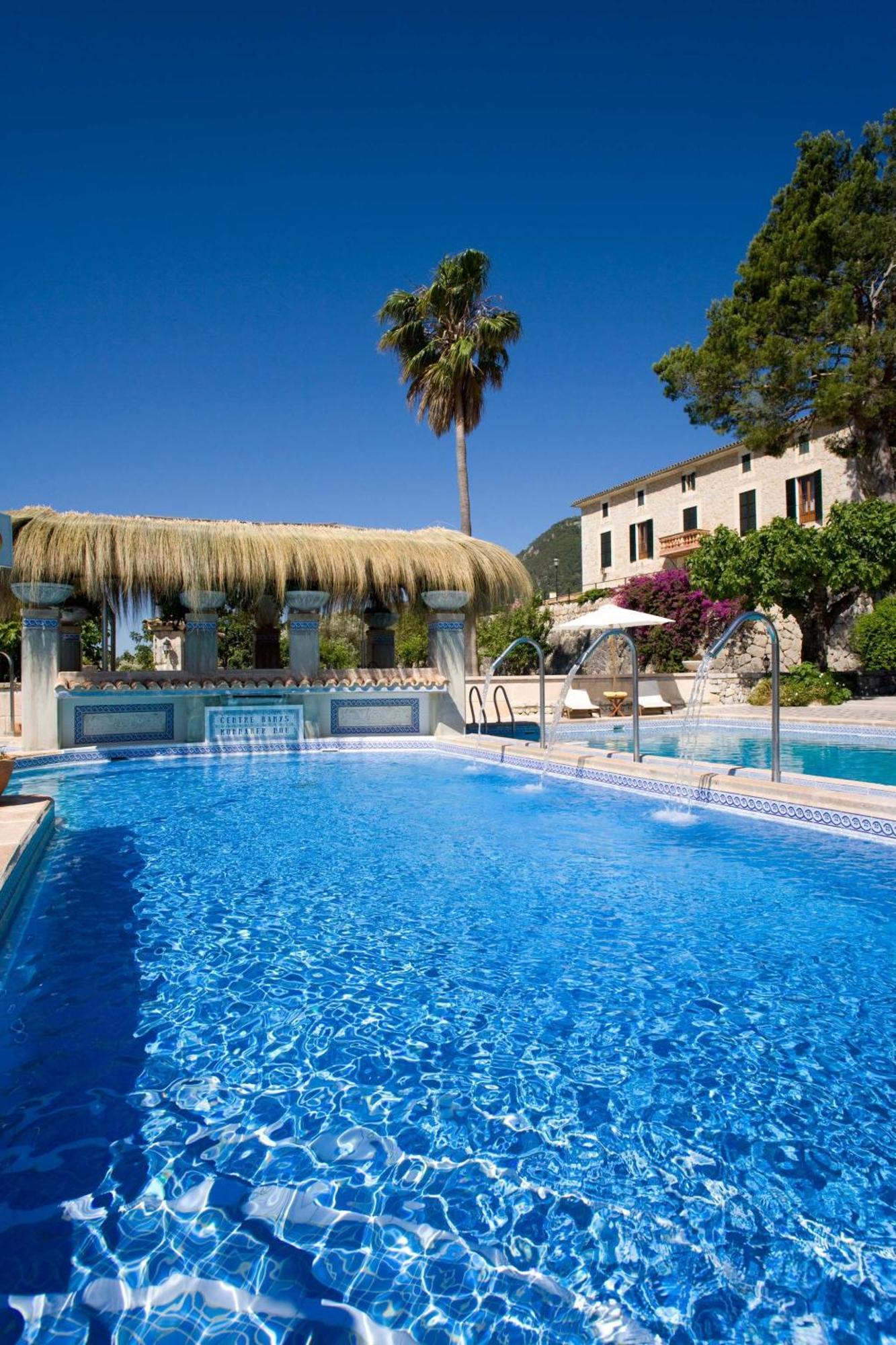 Hotell Monnaber Nou & 4*