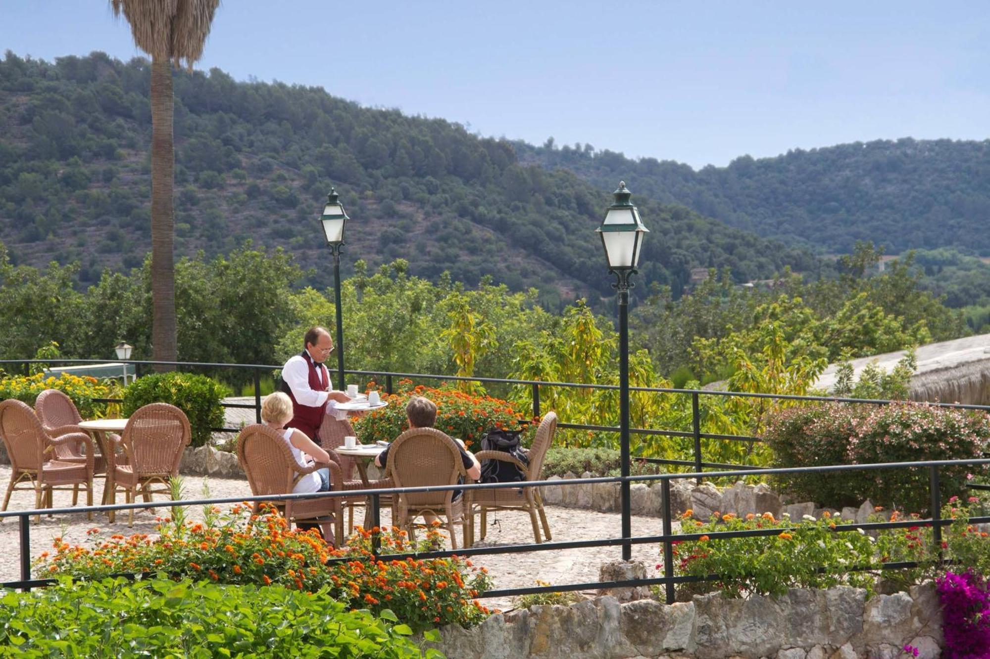 Hotell Monnaber Nou & 4*
