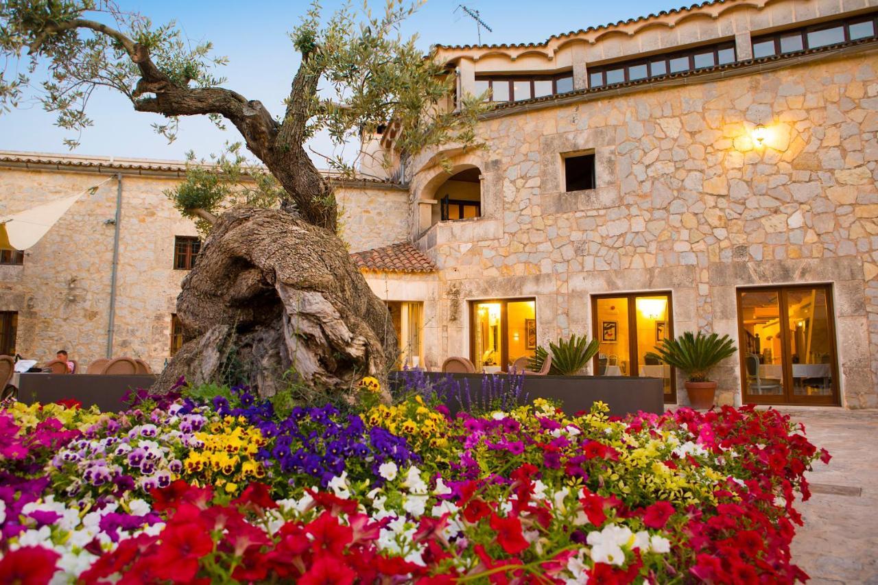 Monnaber Nou & Hotell Campanet