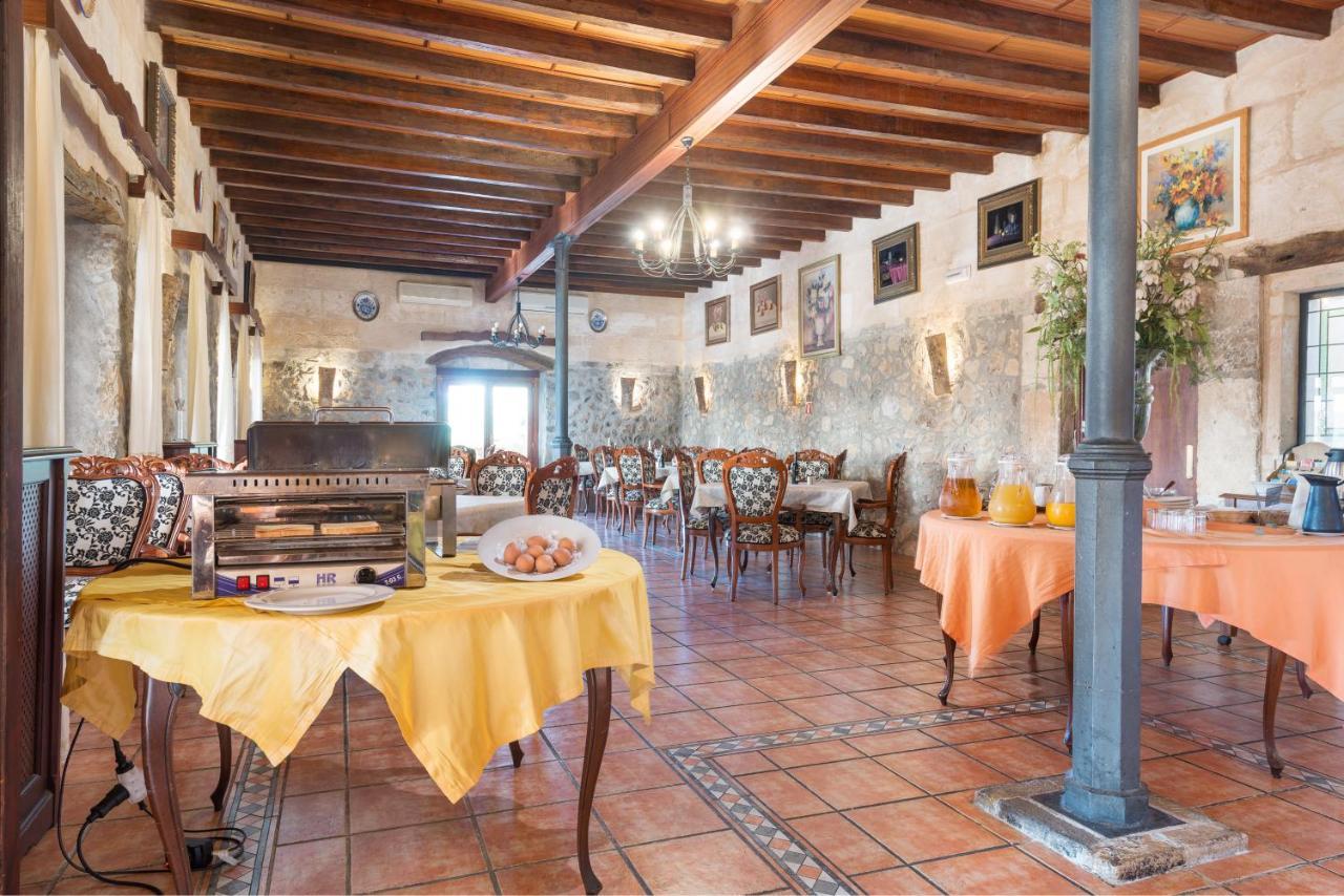Hotell Monnaber Nou & Campanet